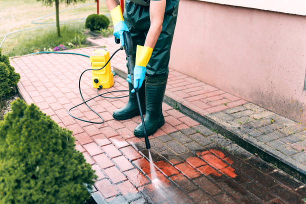 Best Deck Cleaning Services  in Clearview, WA