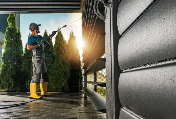 Best Commercial Pressure Washing  in Clearview, WA